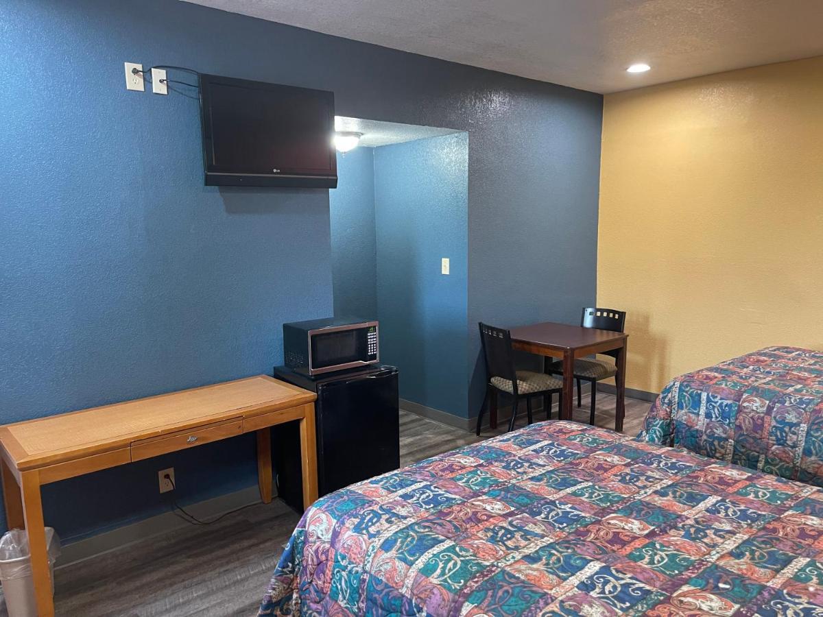 Kenwood Court Motel Wilson Esterno foto