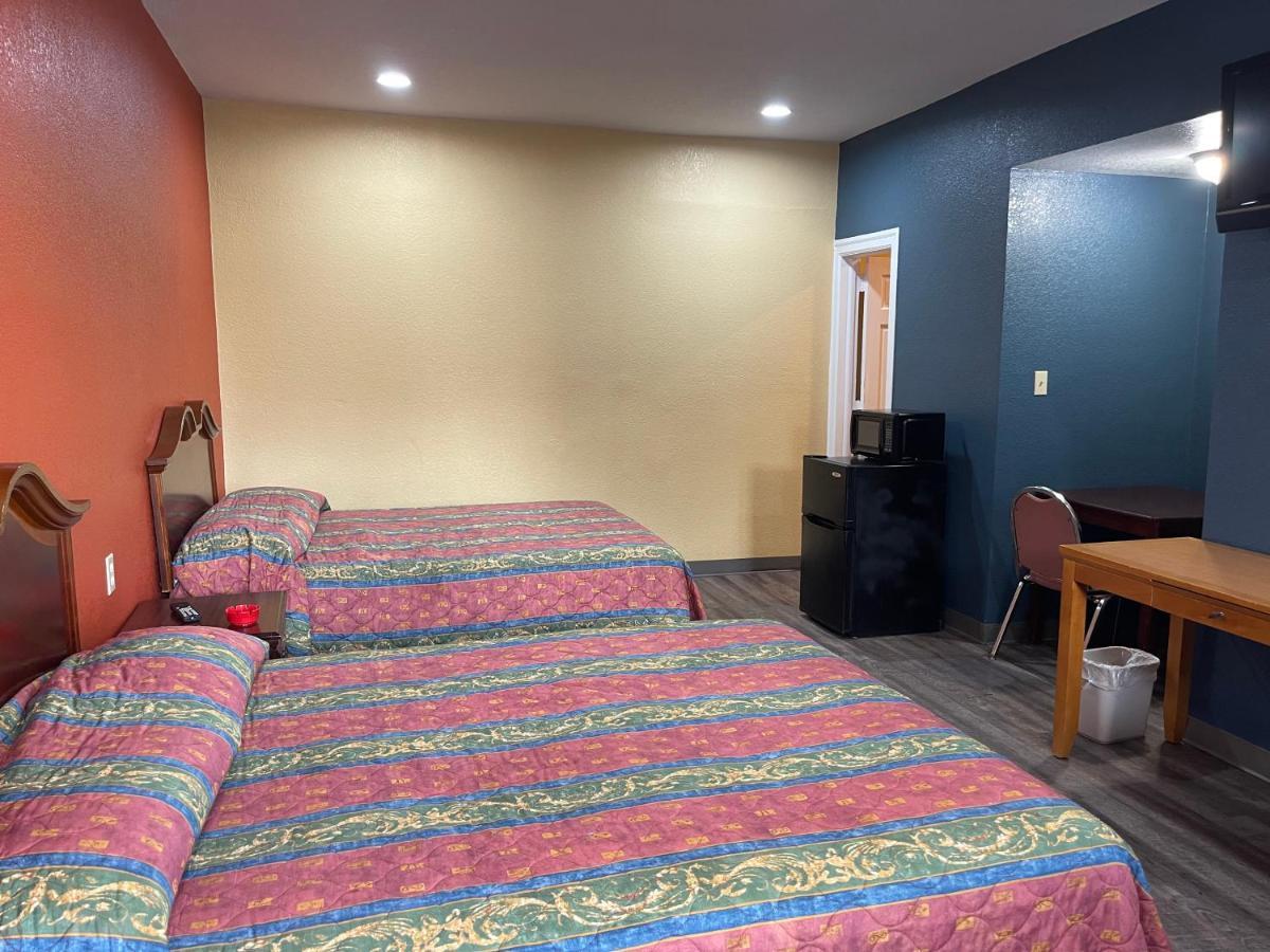 Kenwood Court Motel Wilson Esterno foto